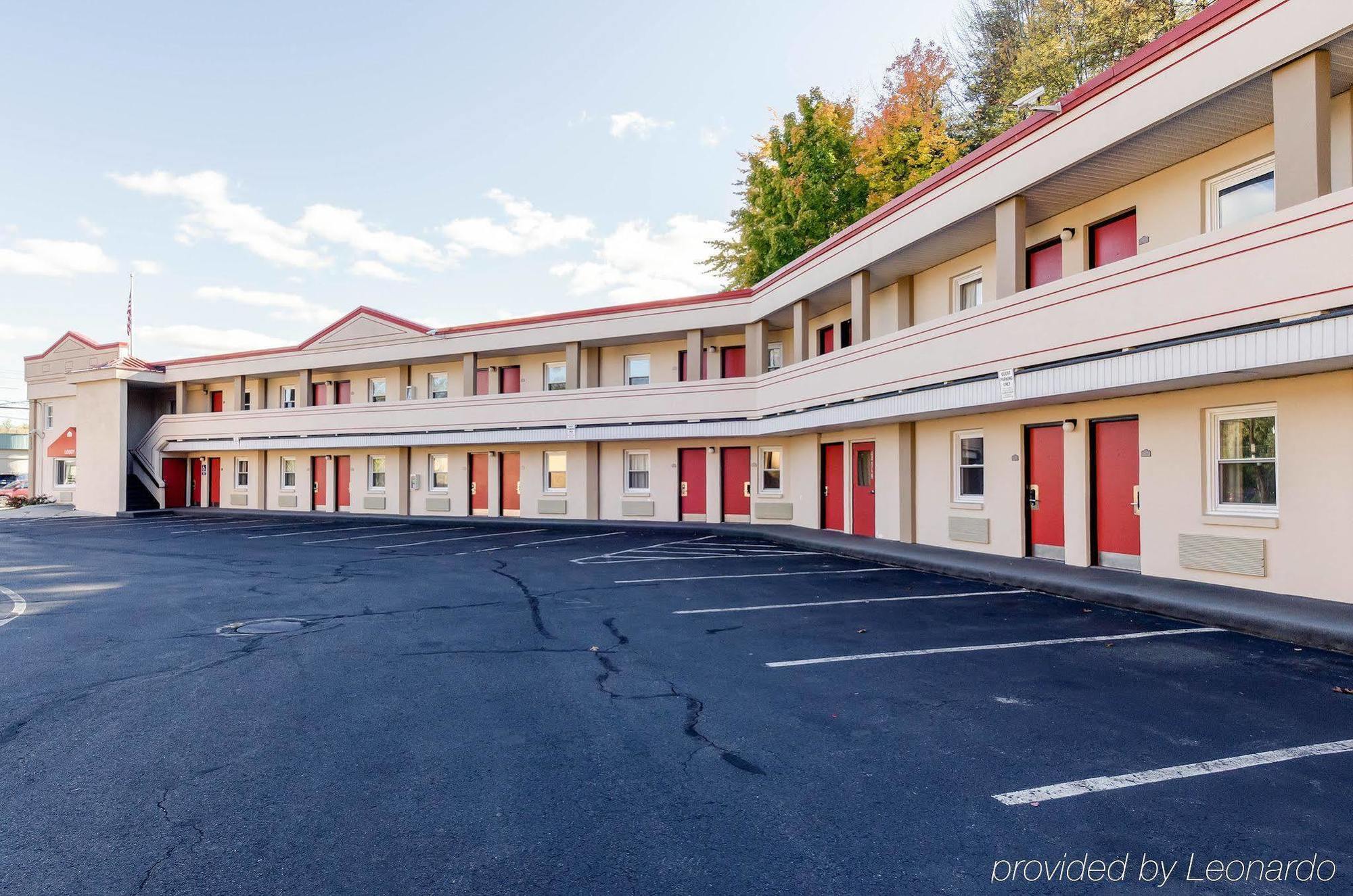Econo Lodge Вэст спрингфильд Экстерьер фото